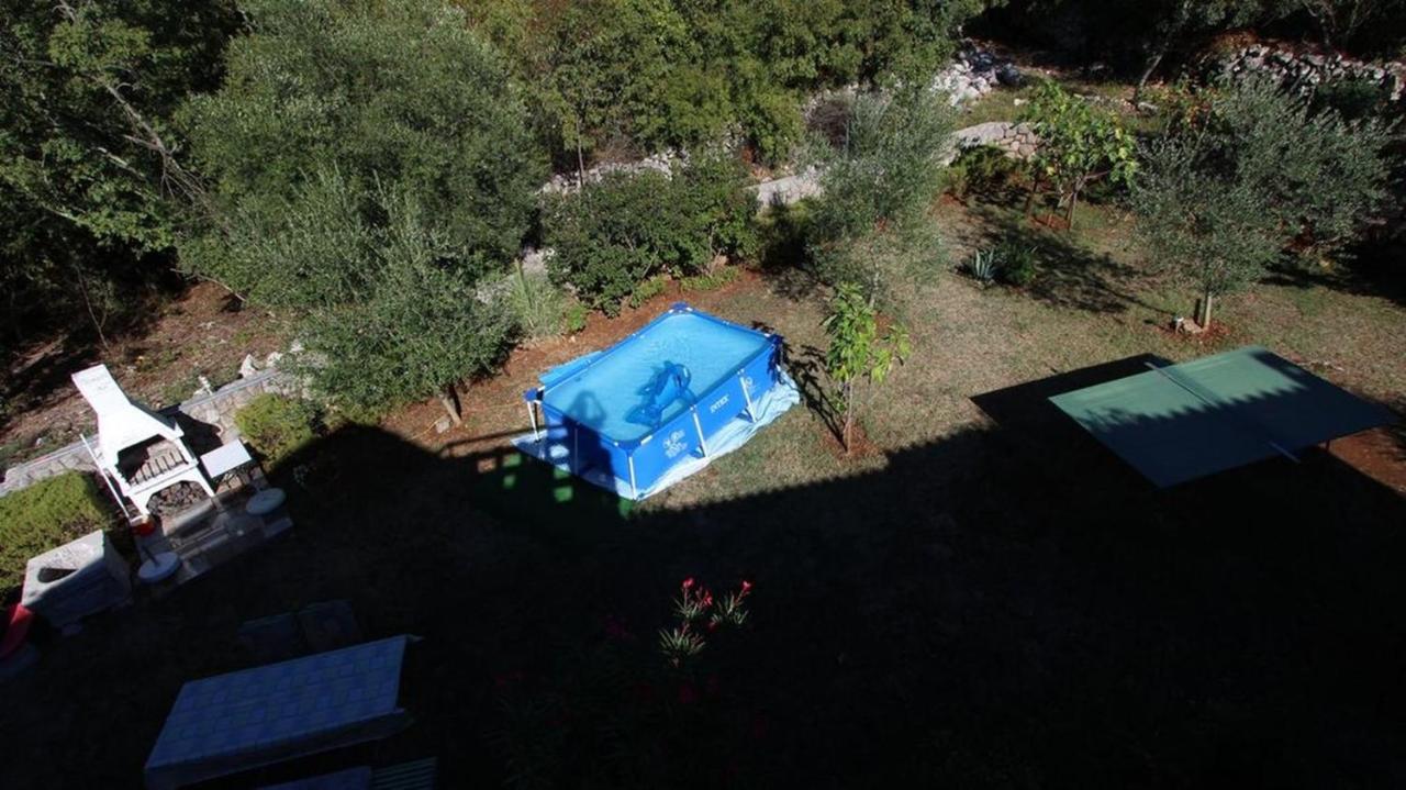 Apartments Marijana Srsici Екстер'єр фото
