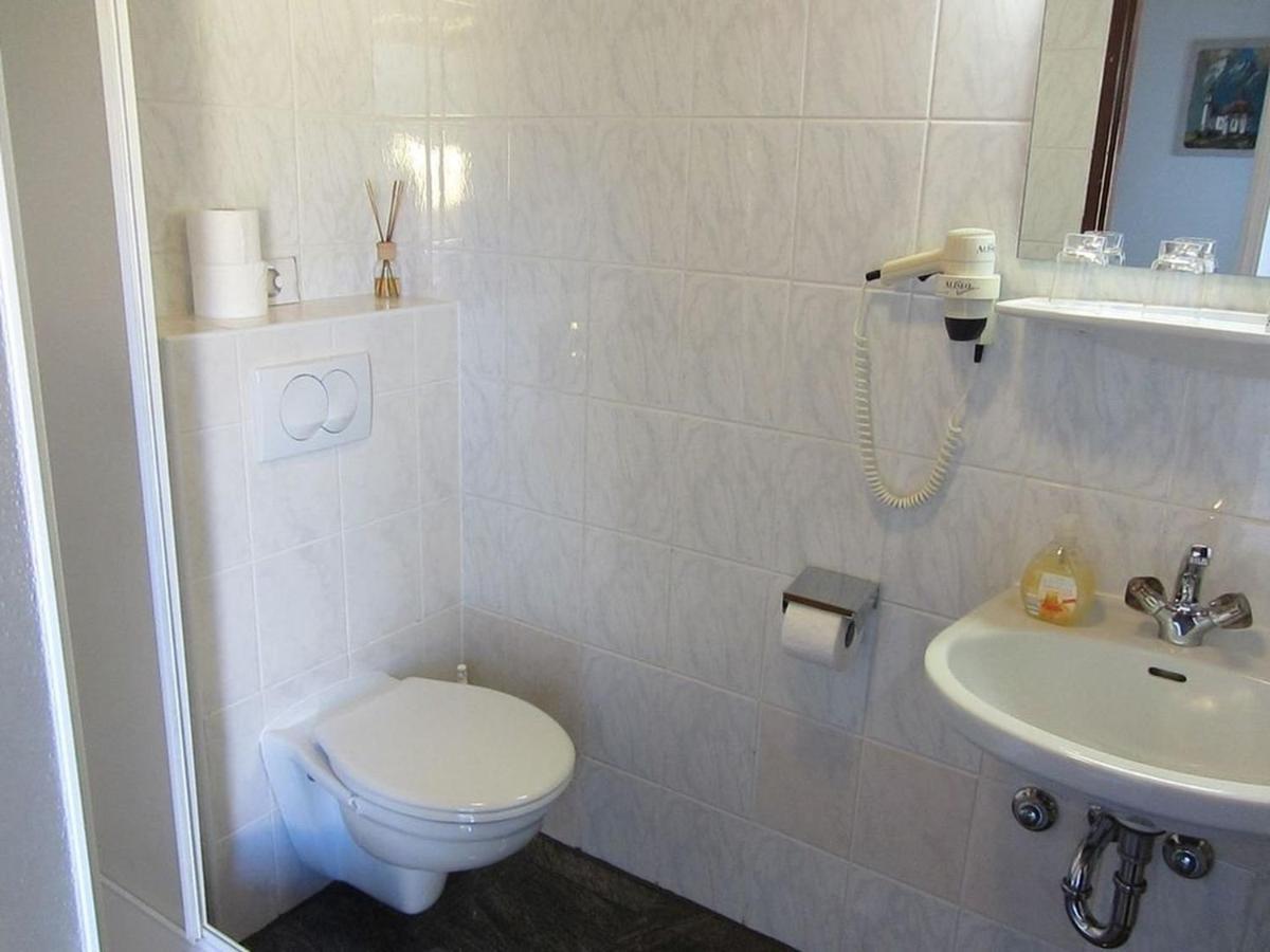 Apartments Marijana Srsici Екстер'єр фото